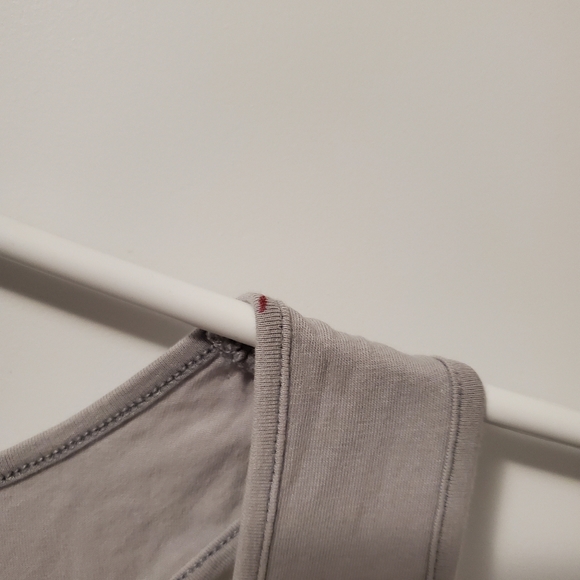 7/$30  🖤 EUC grey Racerback tank with black lace detail - Picture 3 of 7